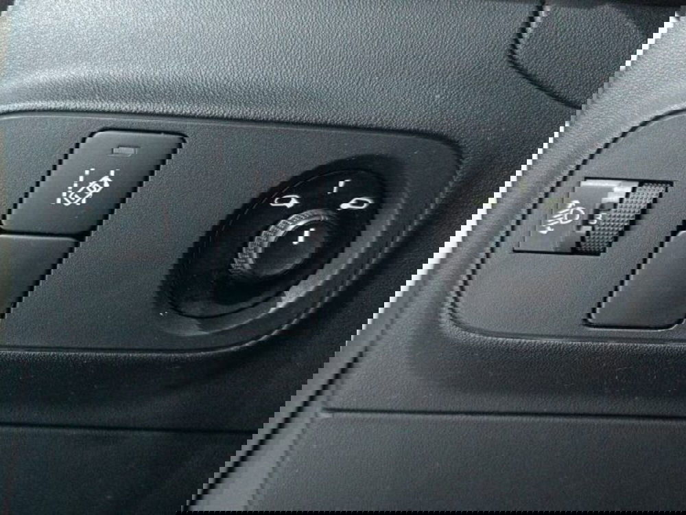 Citroen C3 usata a Catania (18)