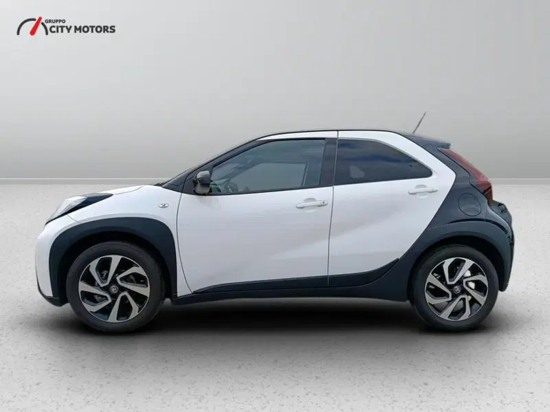 Toyota Aygo X usata a Monza e Brianza (4)