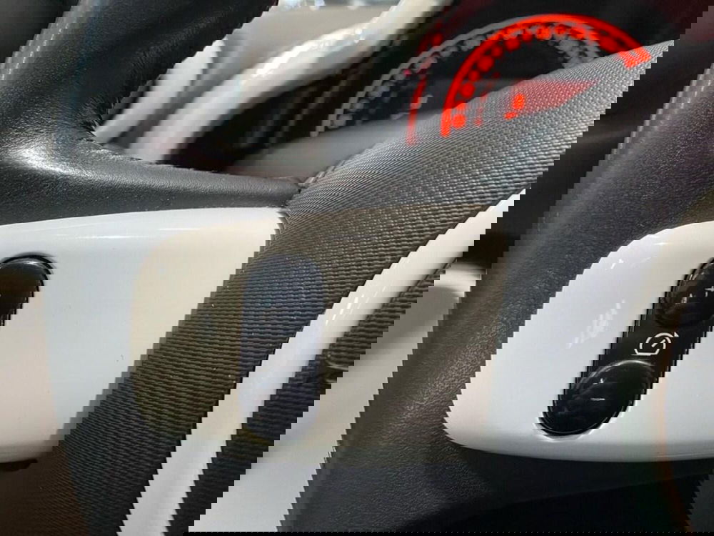 Renault Twingo usata a Torino (13)