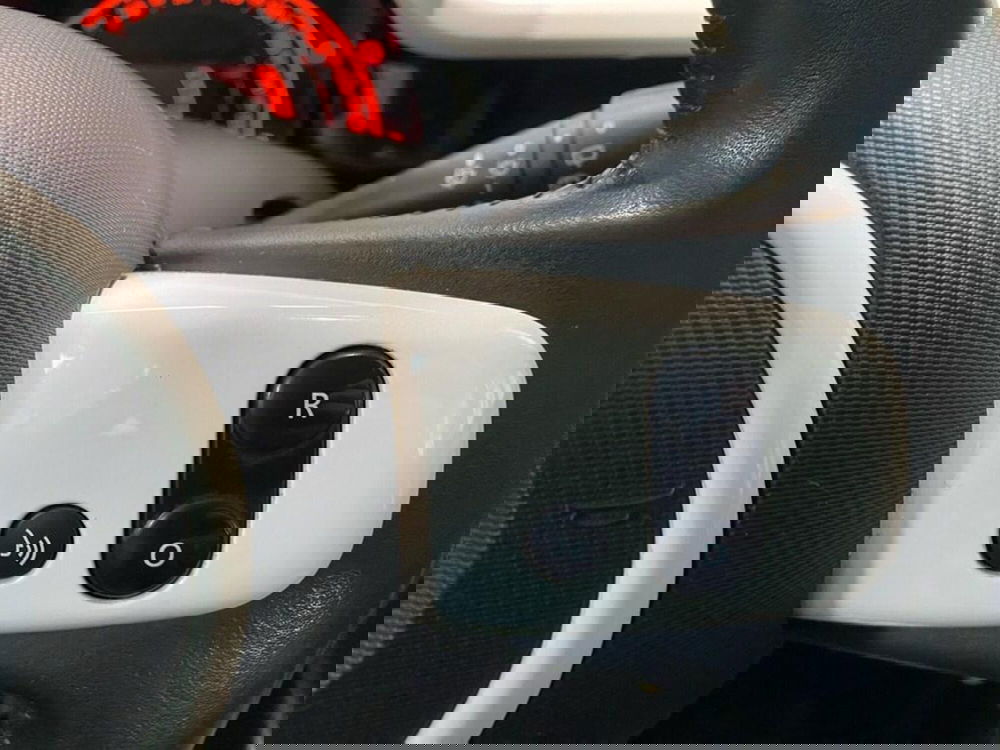 Renault Twingo usata a Torino (14)