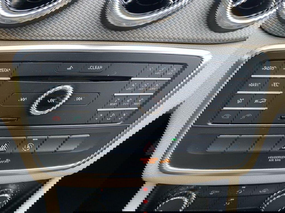 Mercedes-Benz GLA SUV usata a Torino (10)