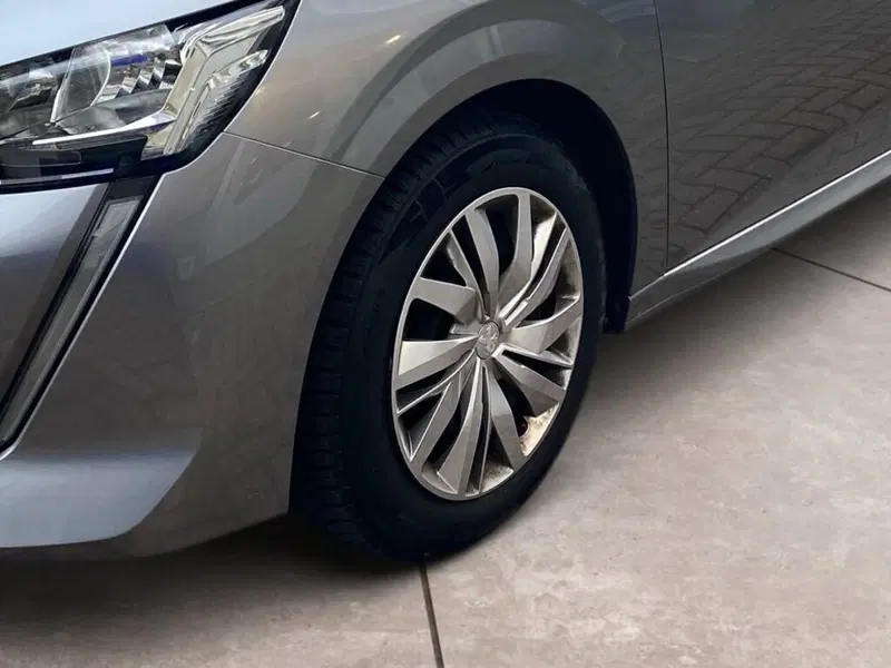 Peugeot 208 usata a Torino (15)