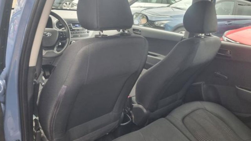 Hyundai i10 usata a Savona (13)