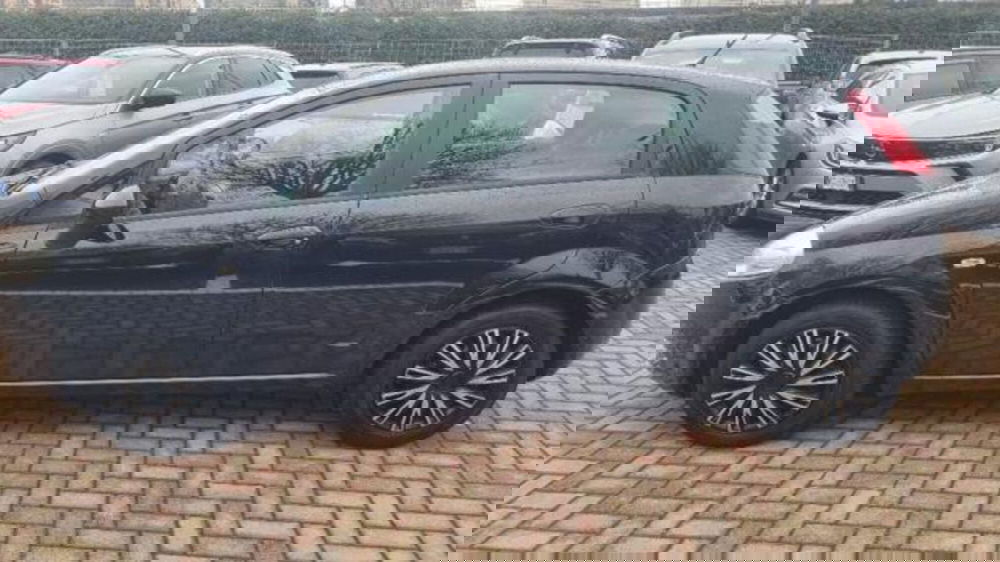 Fiat Grande Punto usata a Savona (4)