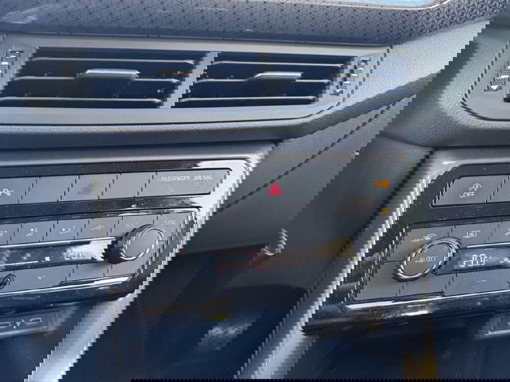 Volkswagen T-Cross usata a Ravenna (15)