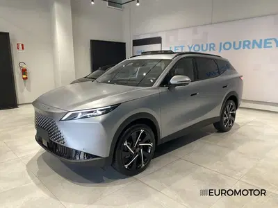 Omoda Omoda 7 SHS-P 1.5 tgdi phev Premium nuova a Modugno