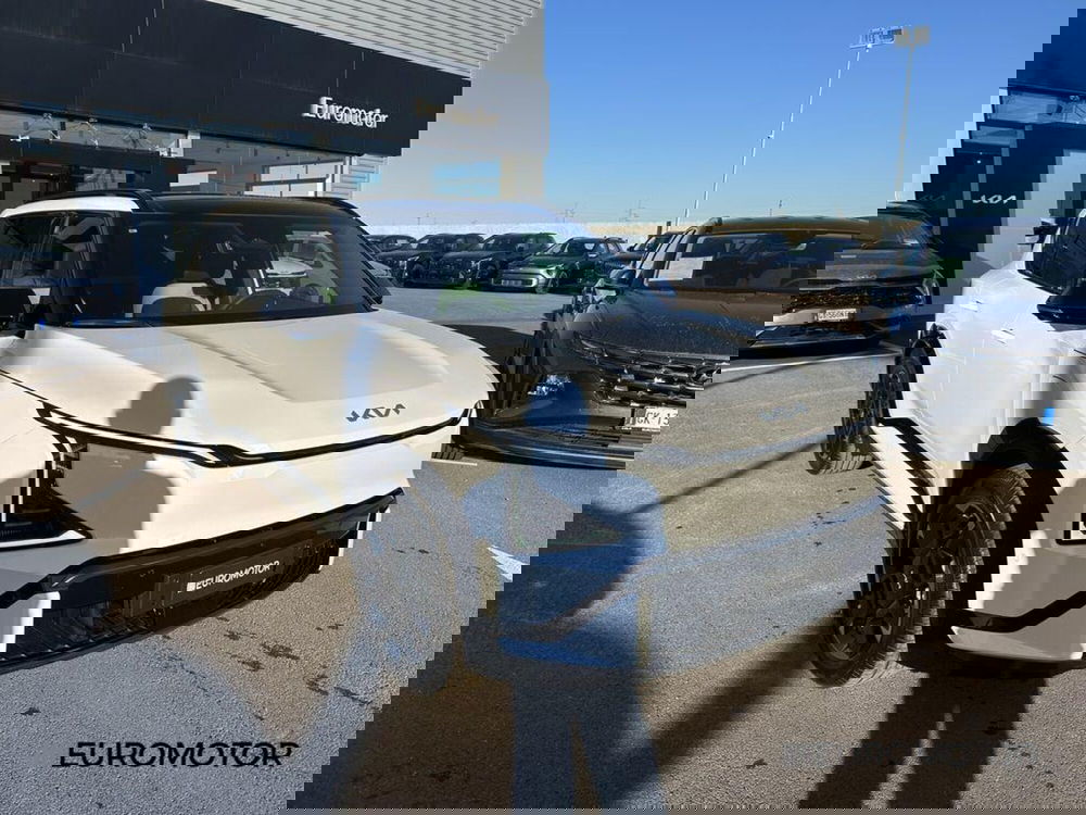 Kia EV5 nuova a Bari (3)