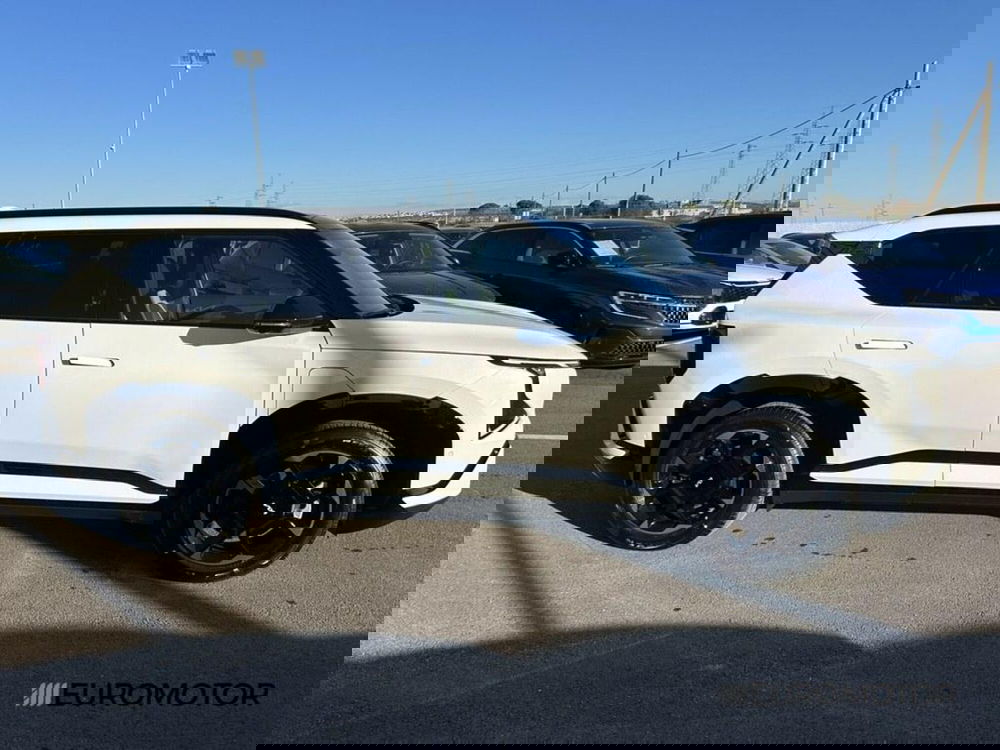 Kia EV5 nuova a Bari (4)