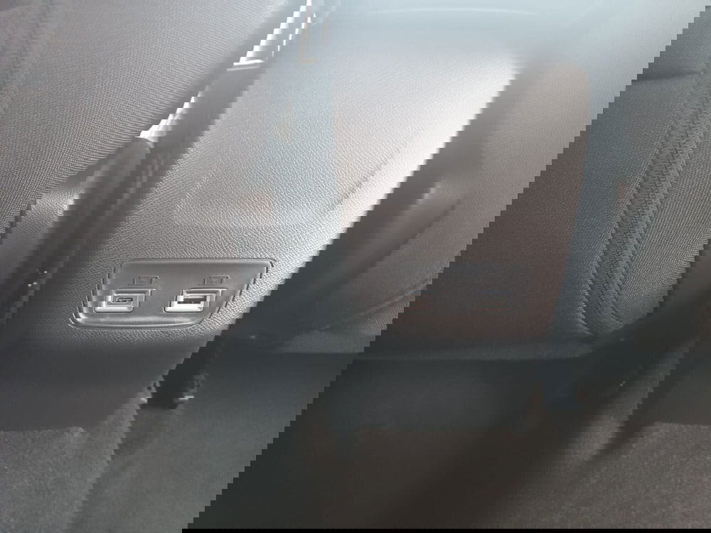 Peugeot 2008 nuova a Bari (13)