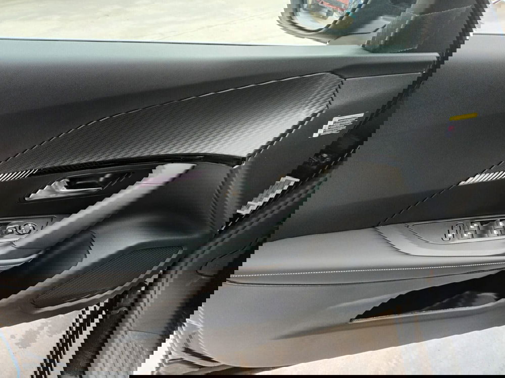 Peugeot 2008 nuova a Bari (7)