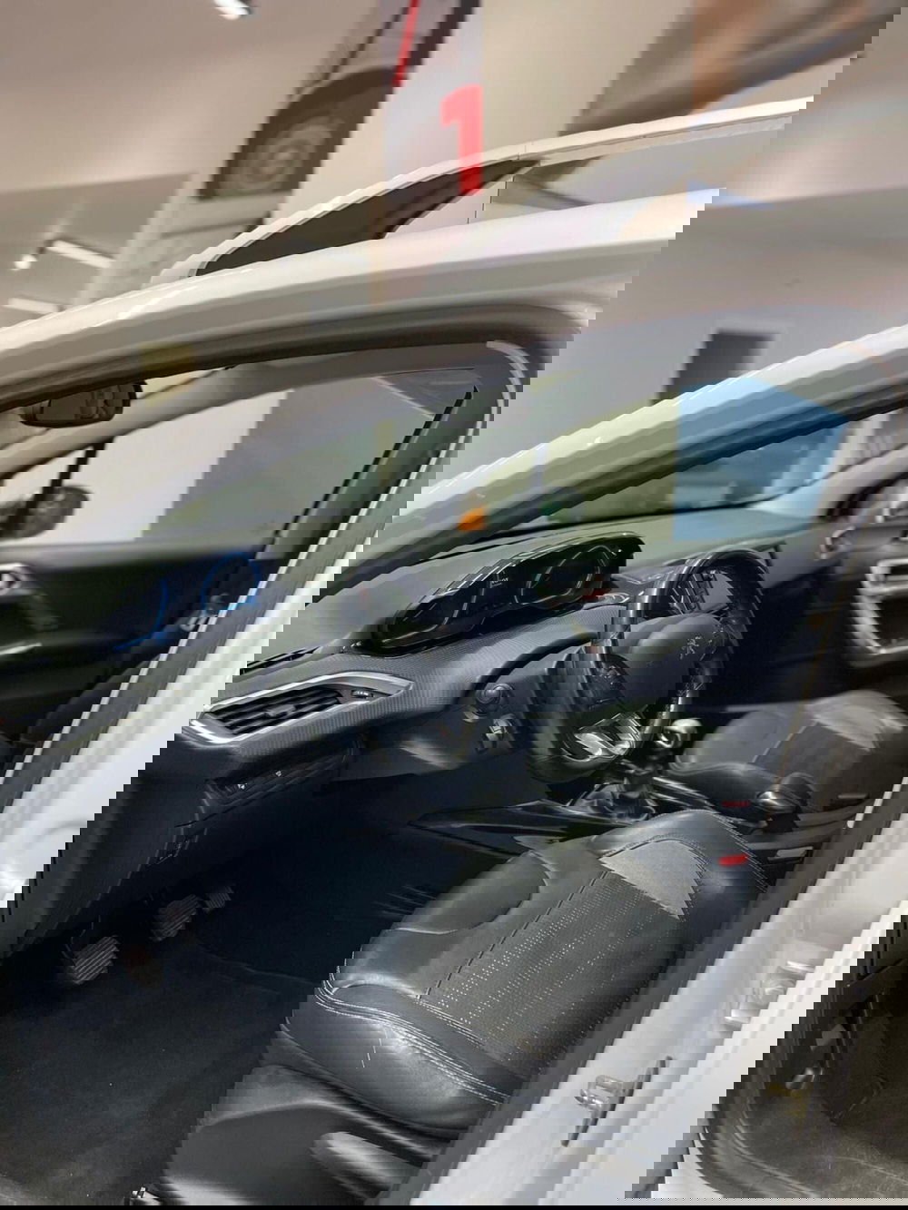 Peugeot 2008 usata a Sassari (6)