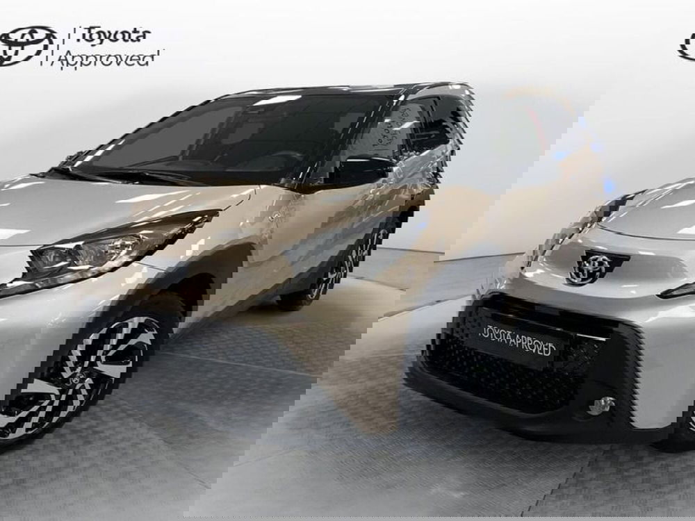 Toyota Aygo X usata a Prato
