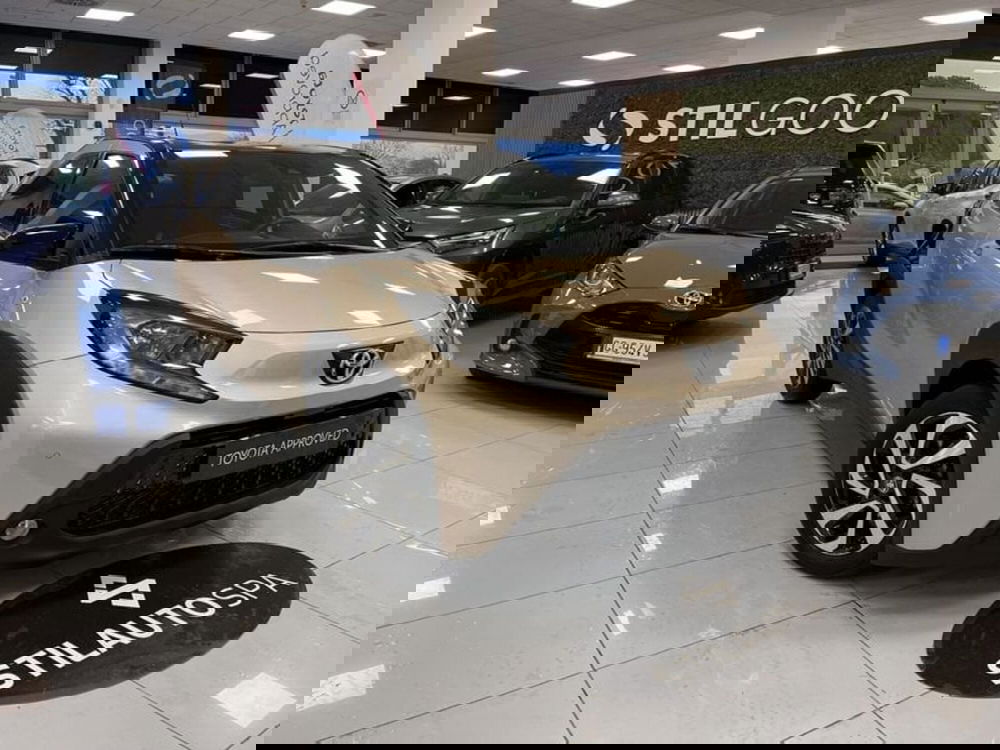 Toyota Aygo X usata a Prato (3)