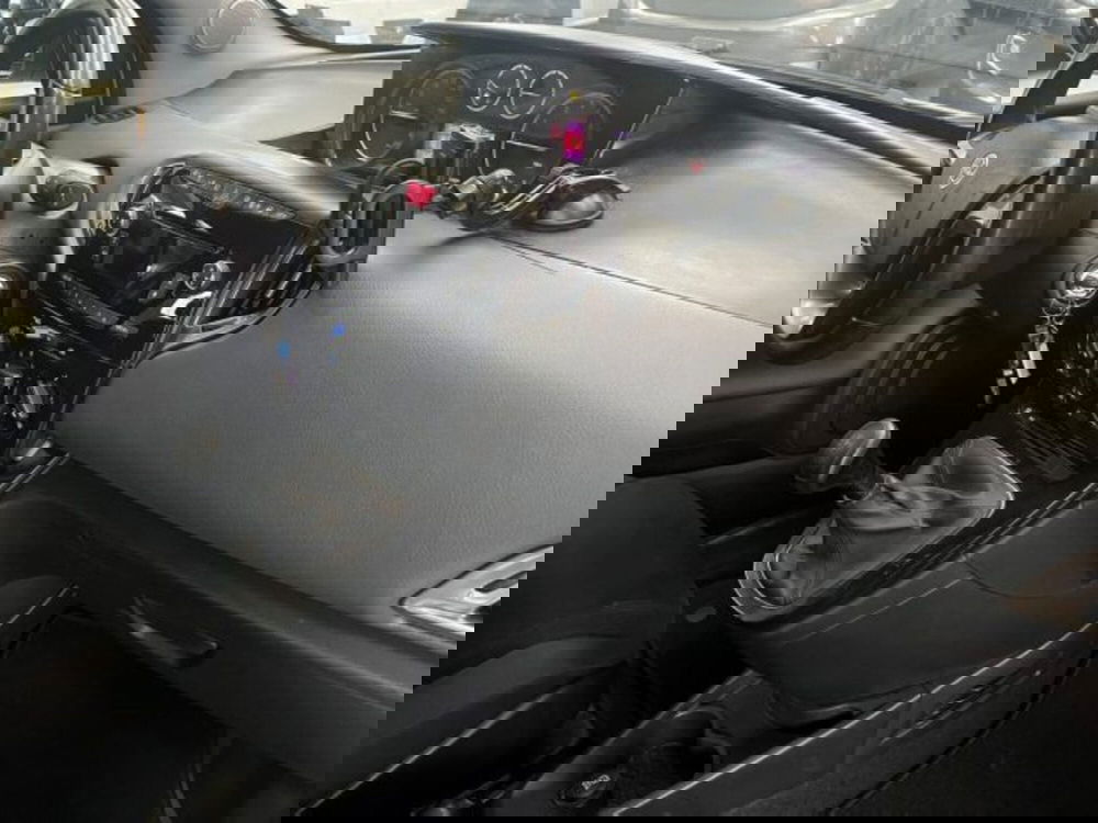 Lancia Ypsilon usata a Lodi (7)
