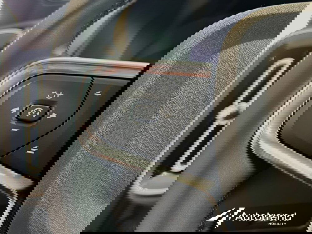 Volvo C40 nuova a Bari (11)