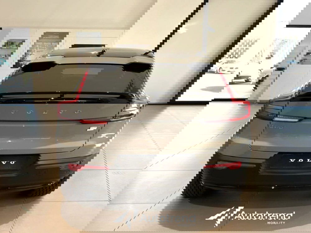 Volvo C40 nuova a Bari (4)