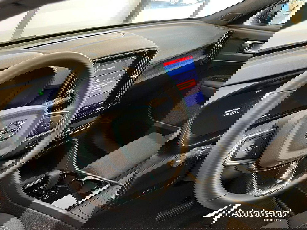 Volvo C40 nuova a Bari (7)