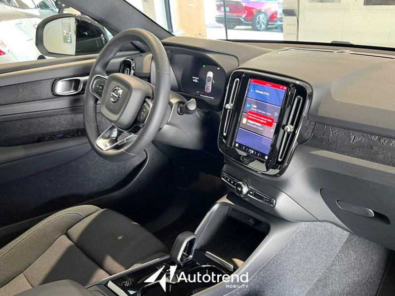 Volvo C40 nuova a Bari (9)