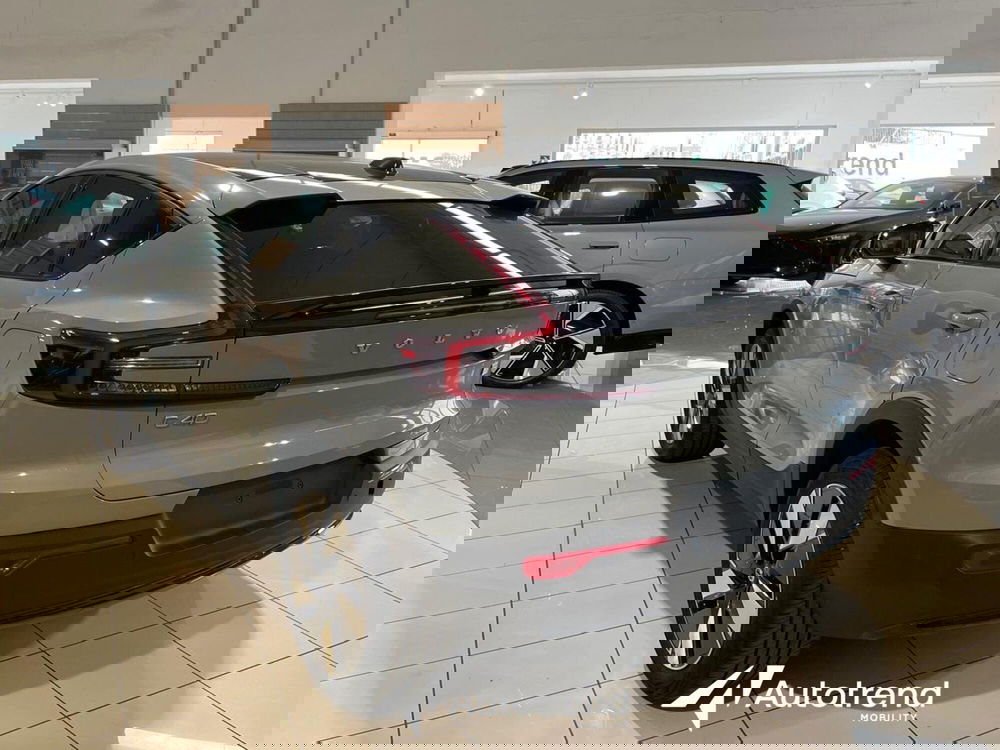 Volvo C40 nuova a Bari (16)