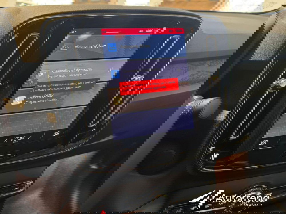 Volvo C40 nuova a Bari (9)