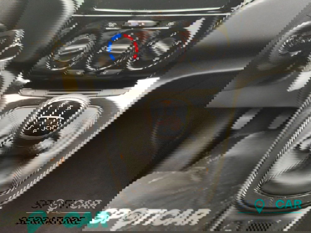 Lancia Ypsilon usata a Como (12)