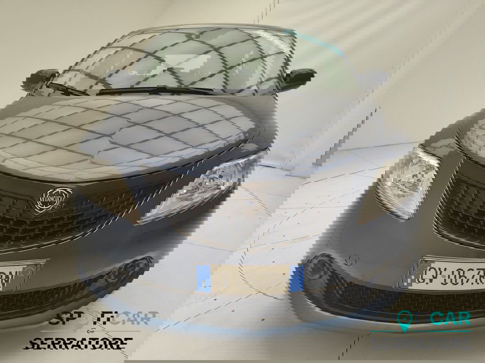 Lancia Ypsilon usata a Como (2)