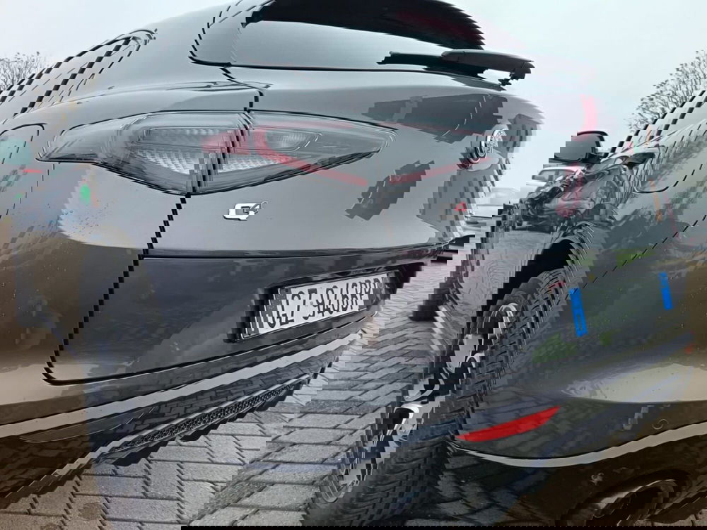 Alfa Romeo Stelvio usata a Alessandria (12)