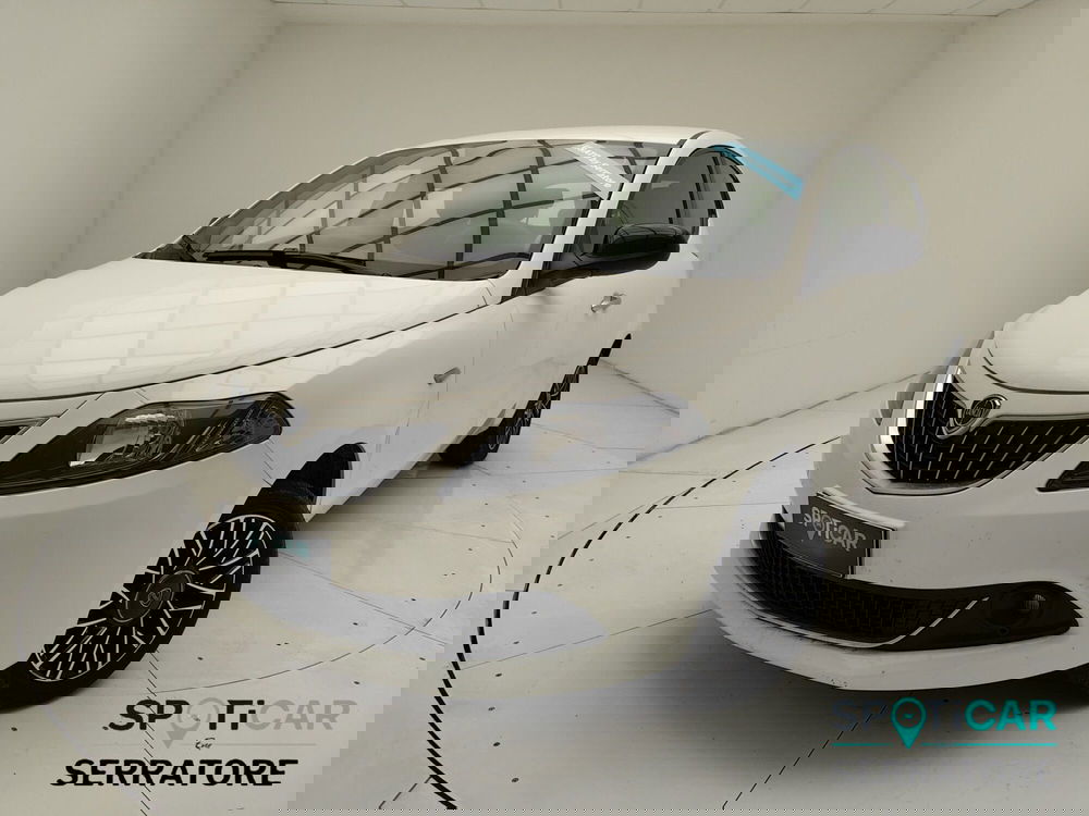 Lancia Ypsilon usata a Como