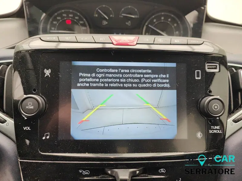 Lancia Ypsilon usata a Como (11)