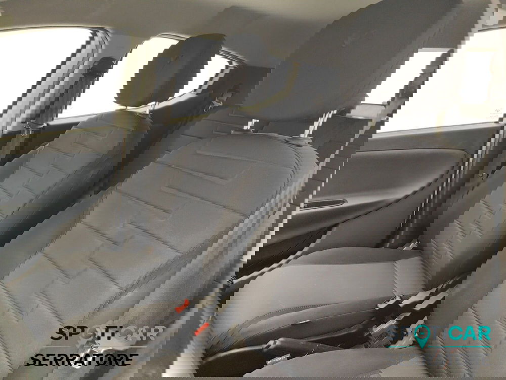 Lancia Ypsilon usata a Como (13)