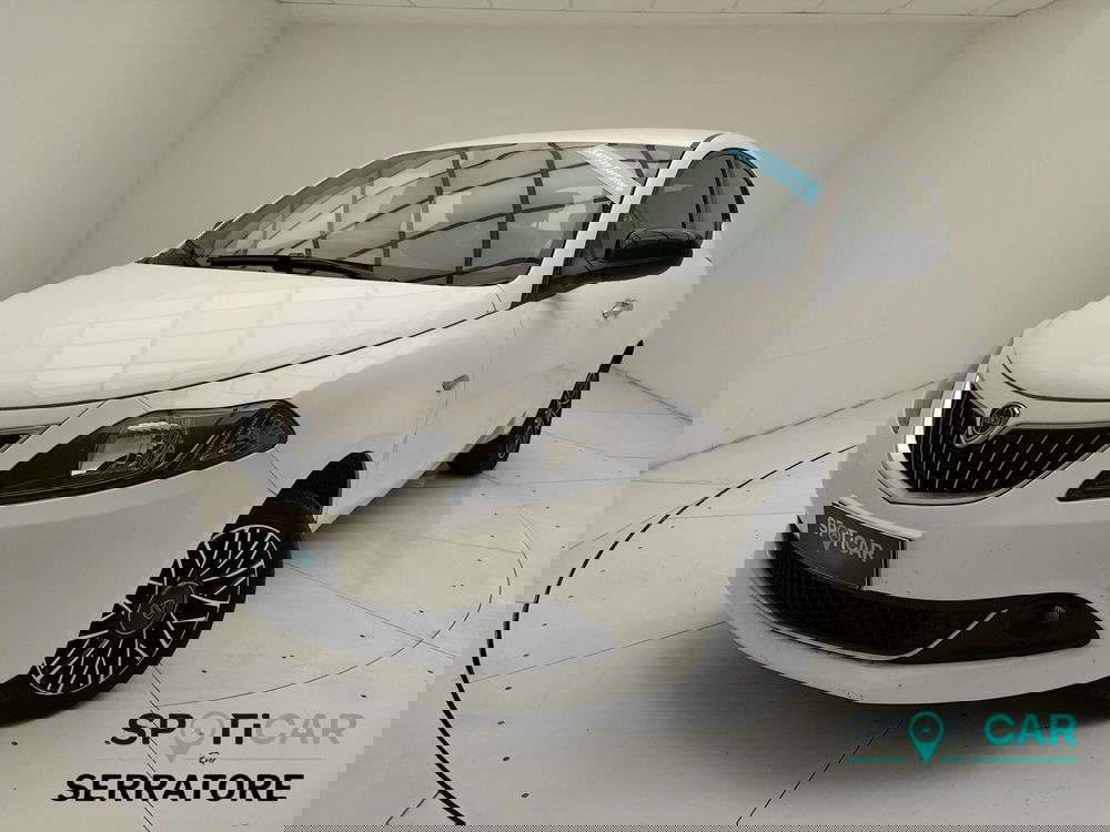 Lancia Ypsilon usata a Como