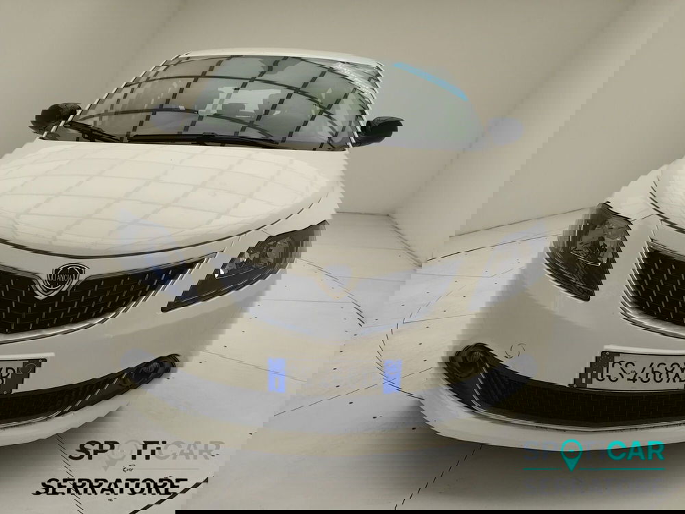 Lancia Ypsilon usata a Como (2)