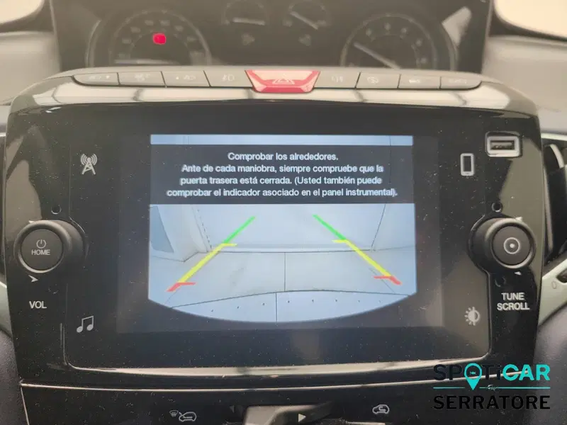 Lancia Ypsilon usata a Como (11)