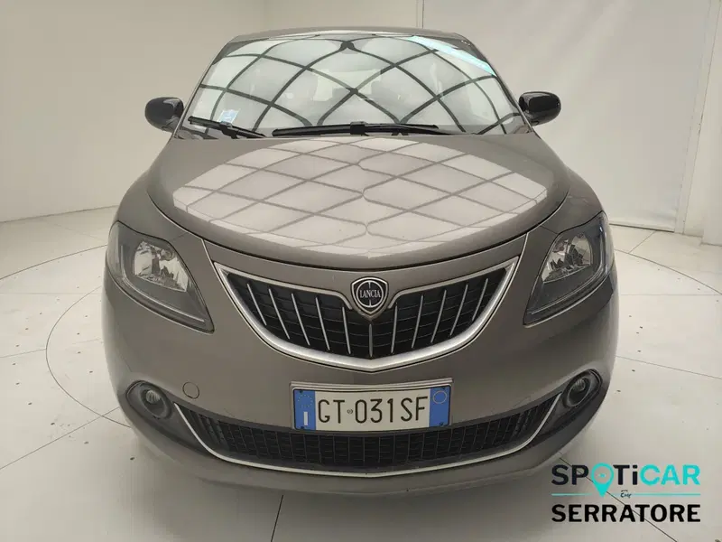 Lancia Ypsilon usata a Como (2)