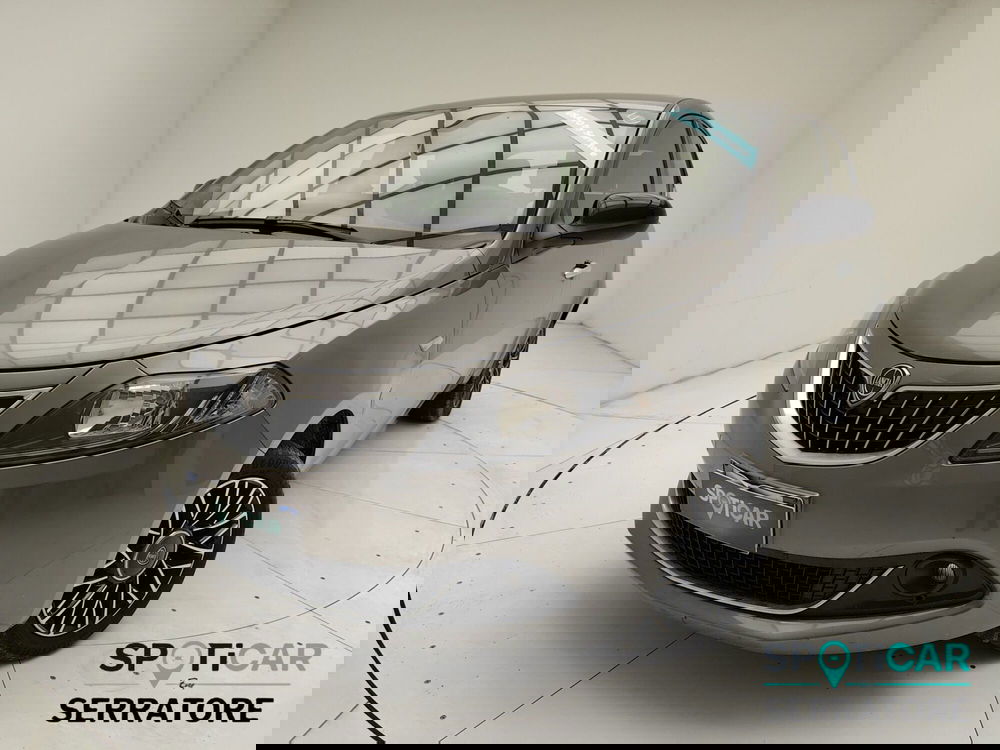 Lancia Ypsilon usata a Como