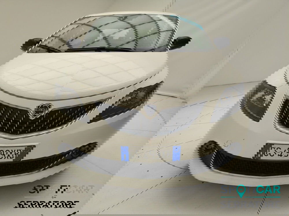 Lancia Ypsilon usata a Como (2)