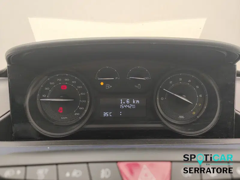 Lancia Ypsilon usata a Como (9)