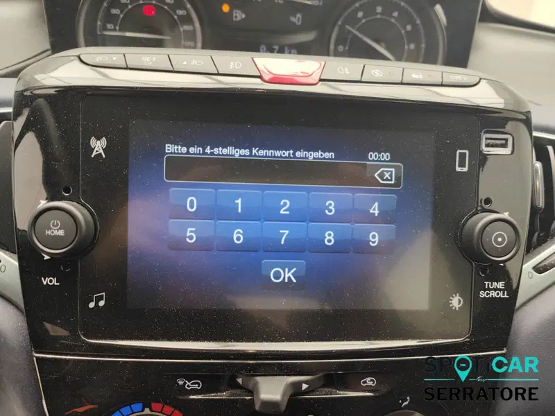 Lancia Ypsilon usata a Como (10)