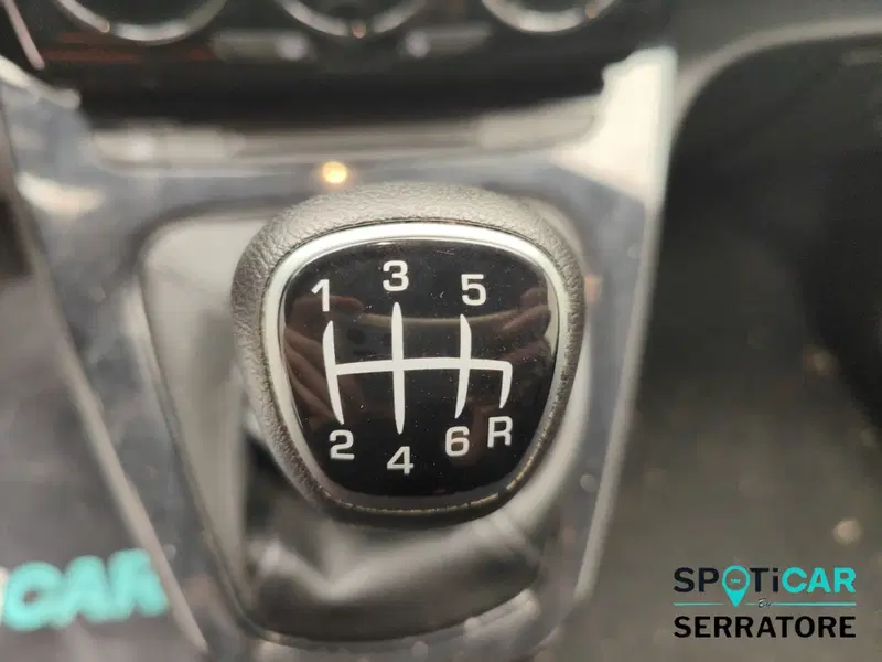 Lancia Ypsilon usata a Como (12)