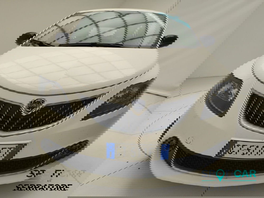 Lancia Ypsilon usata a Como (2)