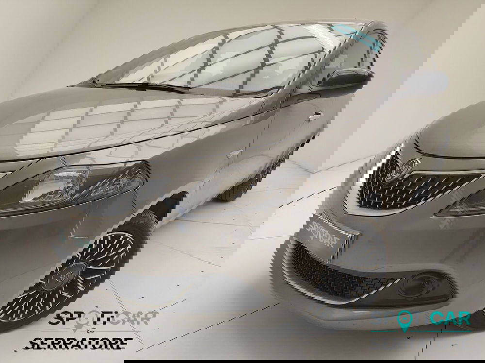 Lancia Ypsilon usata a Como