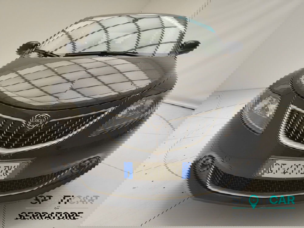 Lancia Ypsilon usata a Como (2)