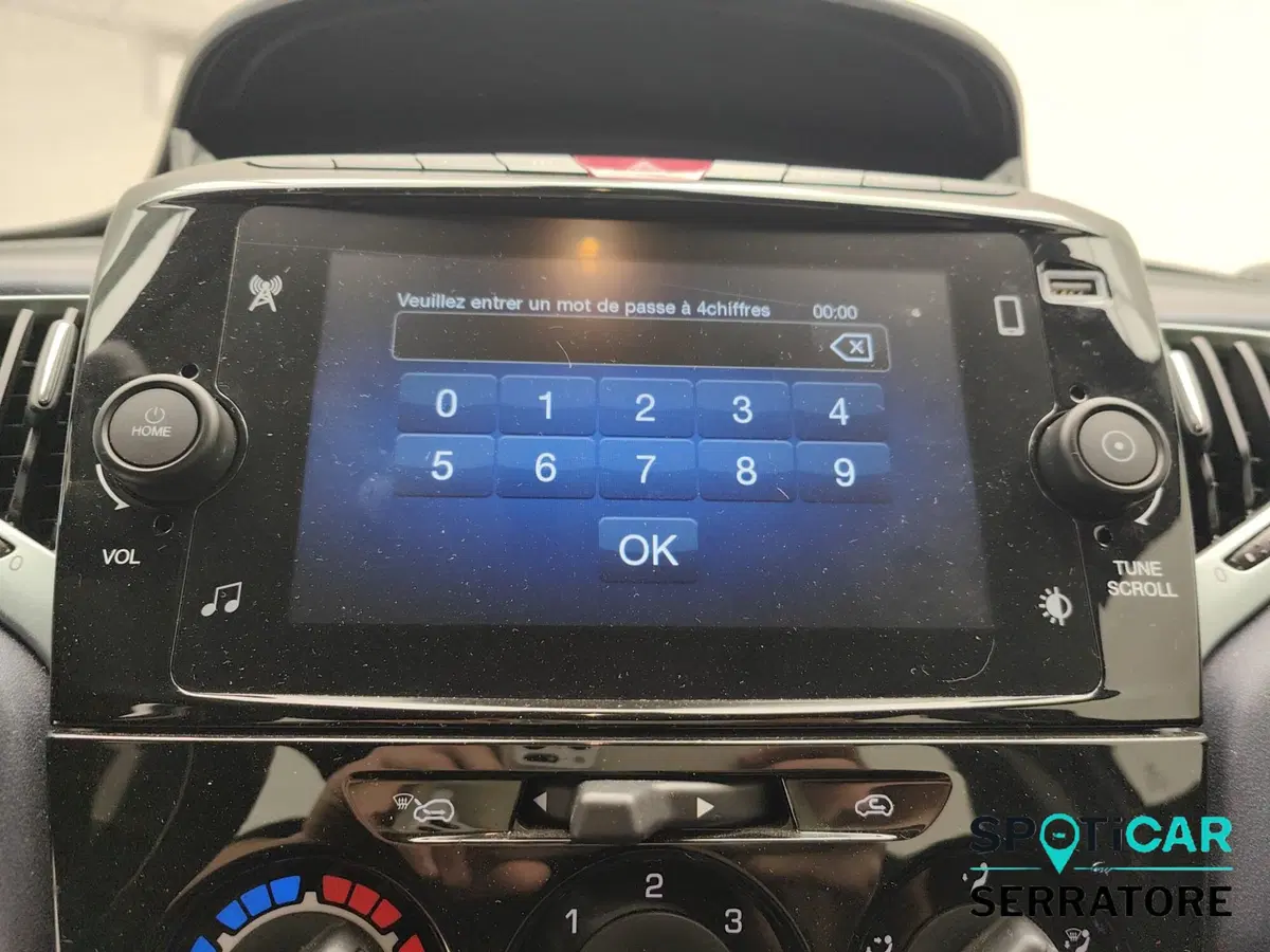 Lancia Ypsilon usata a Como (10)