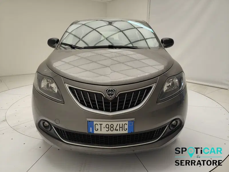 Lancia Ypsilon usata a Como (2)