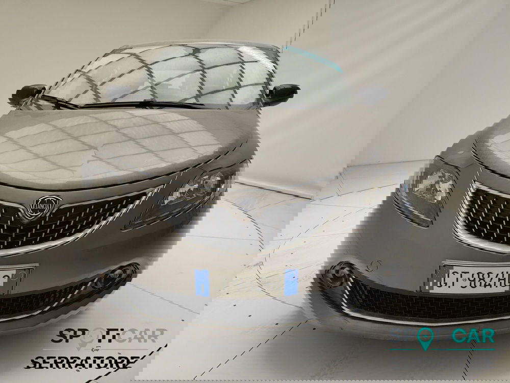 Lancia Ypsilon usata a Como (2)