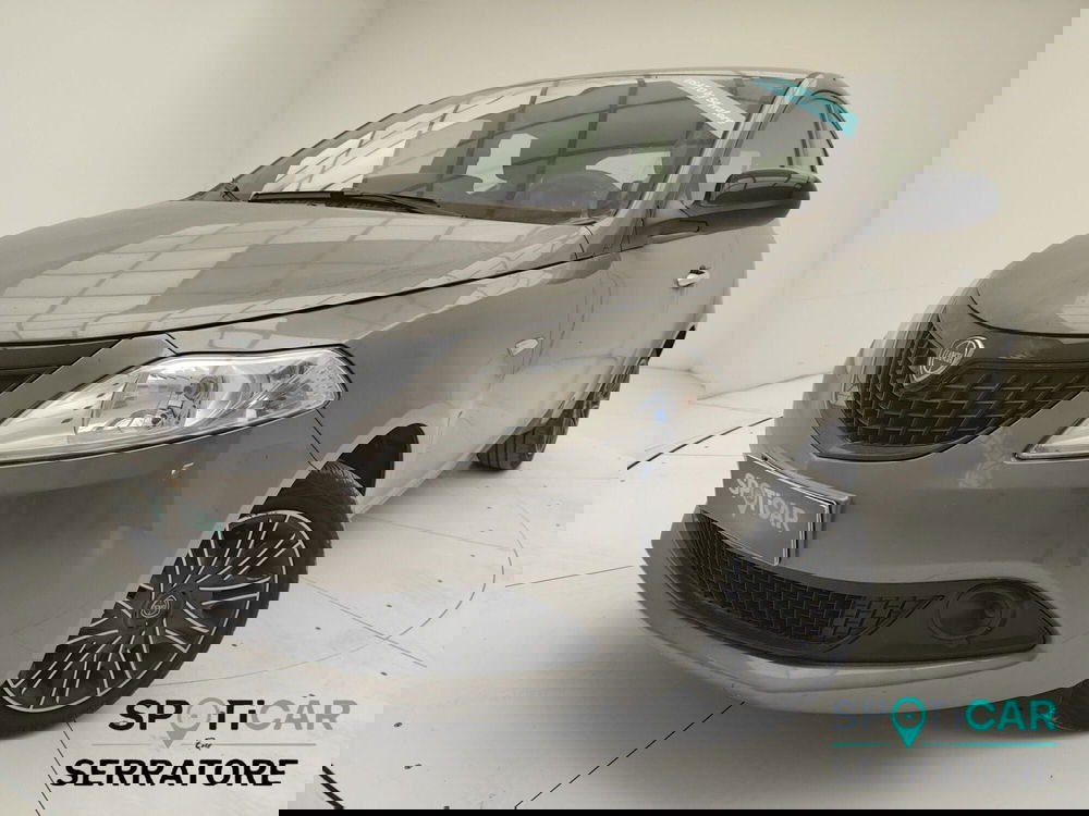 Lancia Ypsilon usata a Como