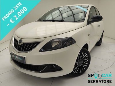 Lancia Ypsilon 1.0 FireFly 5 porte S&amp;S Hybrid Ecochic Silver del 2024 usata a Erba