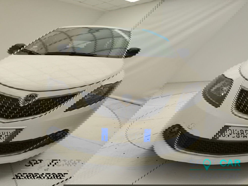 Lancia Ypsilon usata a Como (2)