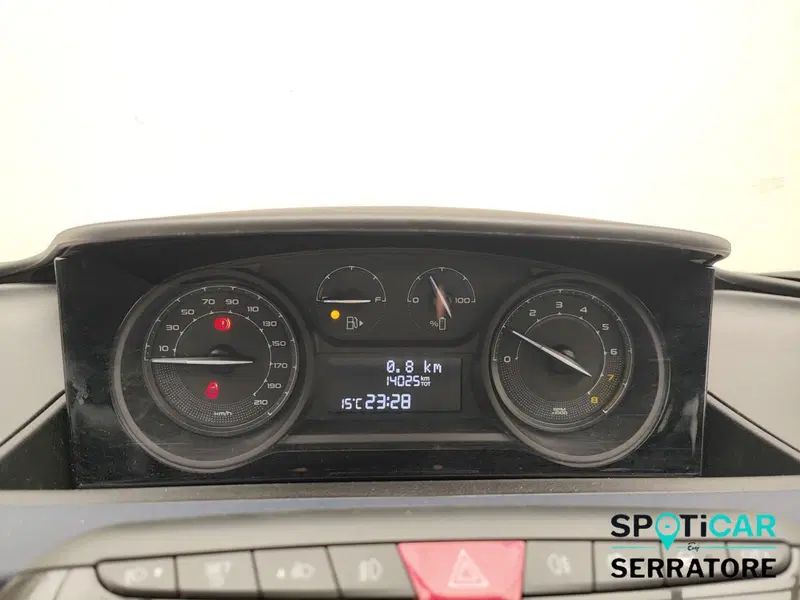 Lancia Ypsilon usata a Como (9)