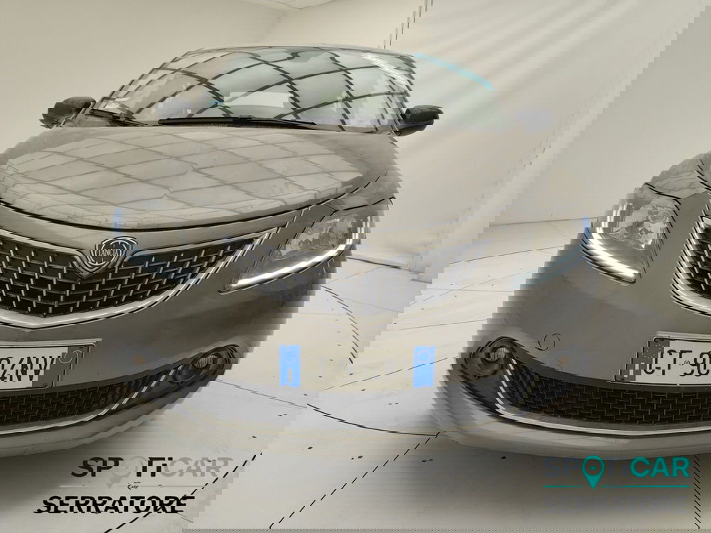 Lancia Ypsilon usata a Como (2)